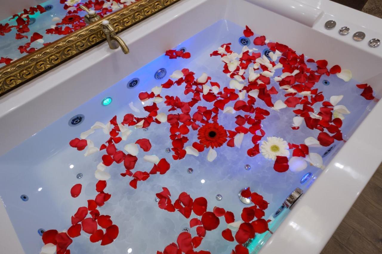 Central Business Apartments Jacuzzi Белград Екстер'єр фото